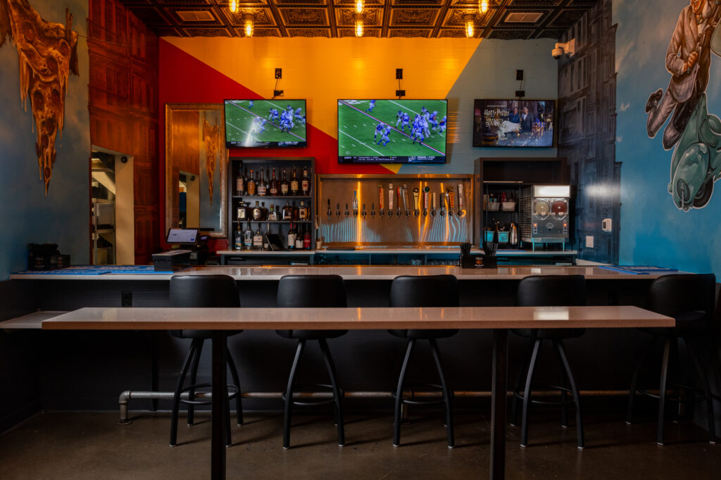 HappySlice_10.27_InteriorDetails-10